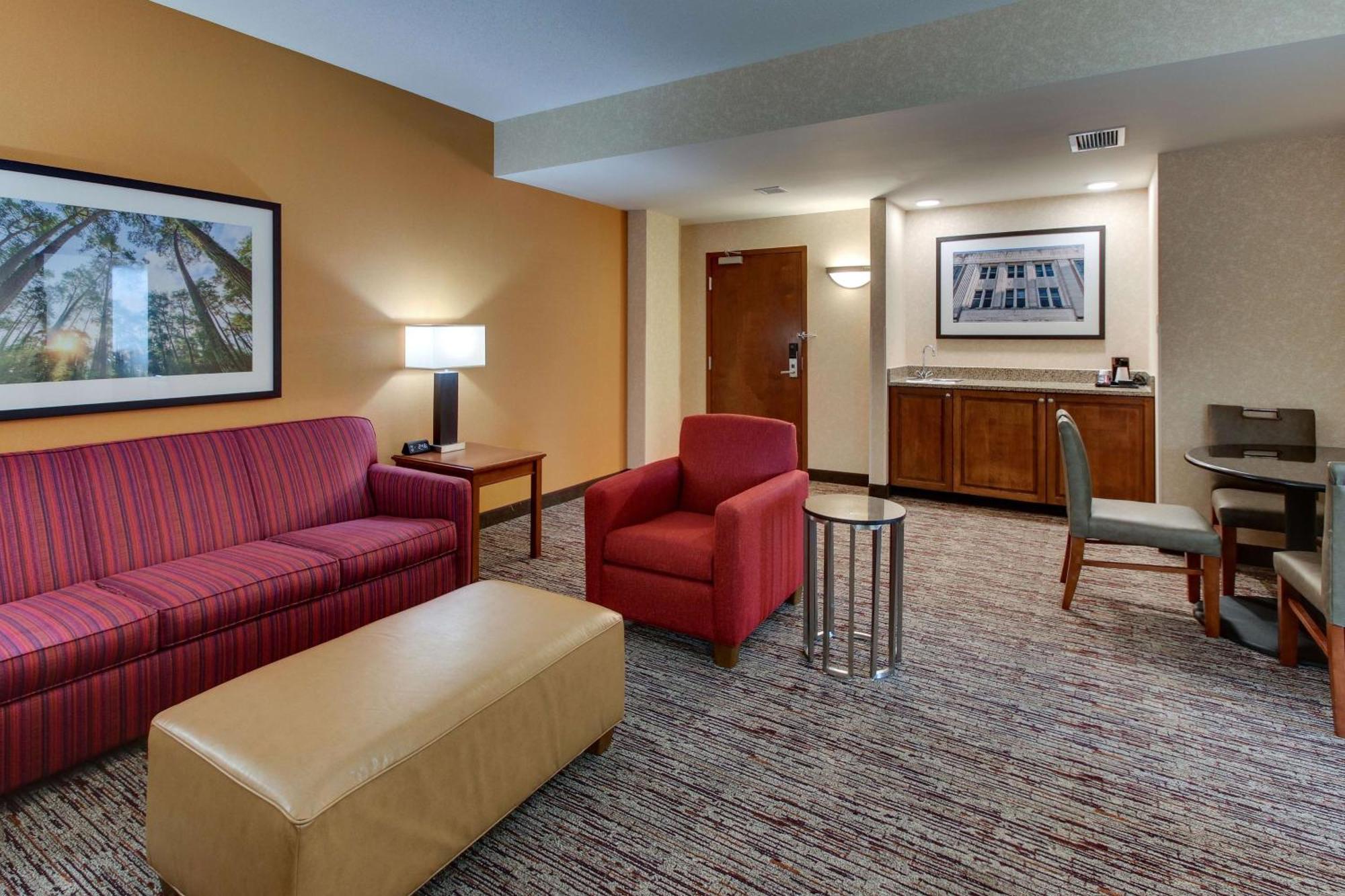Drury Inn & Suites Meridian Exteriör bild